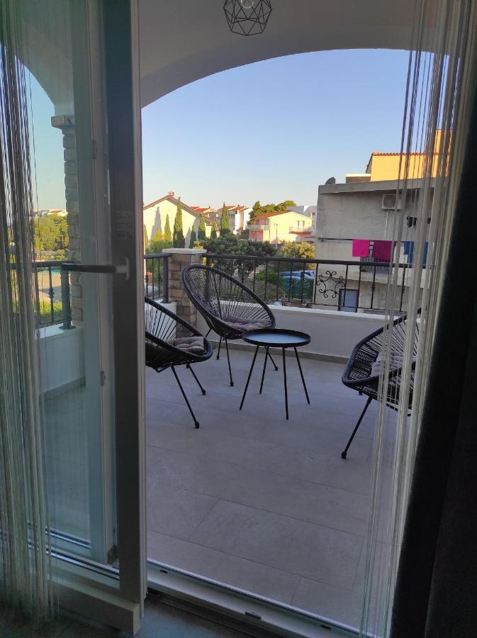 Ema Lägenhet Primošten Exteriör bild